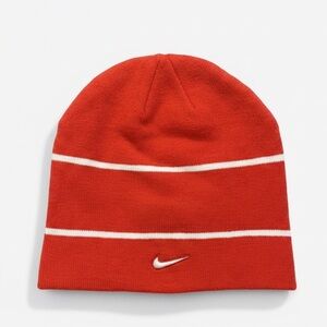 VTG NIKE Embroidered NCAA New Mexico Lobos Beanie